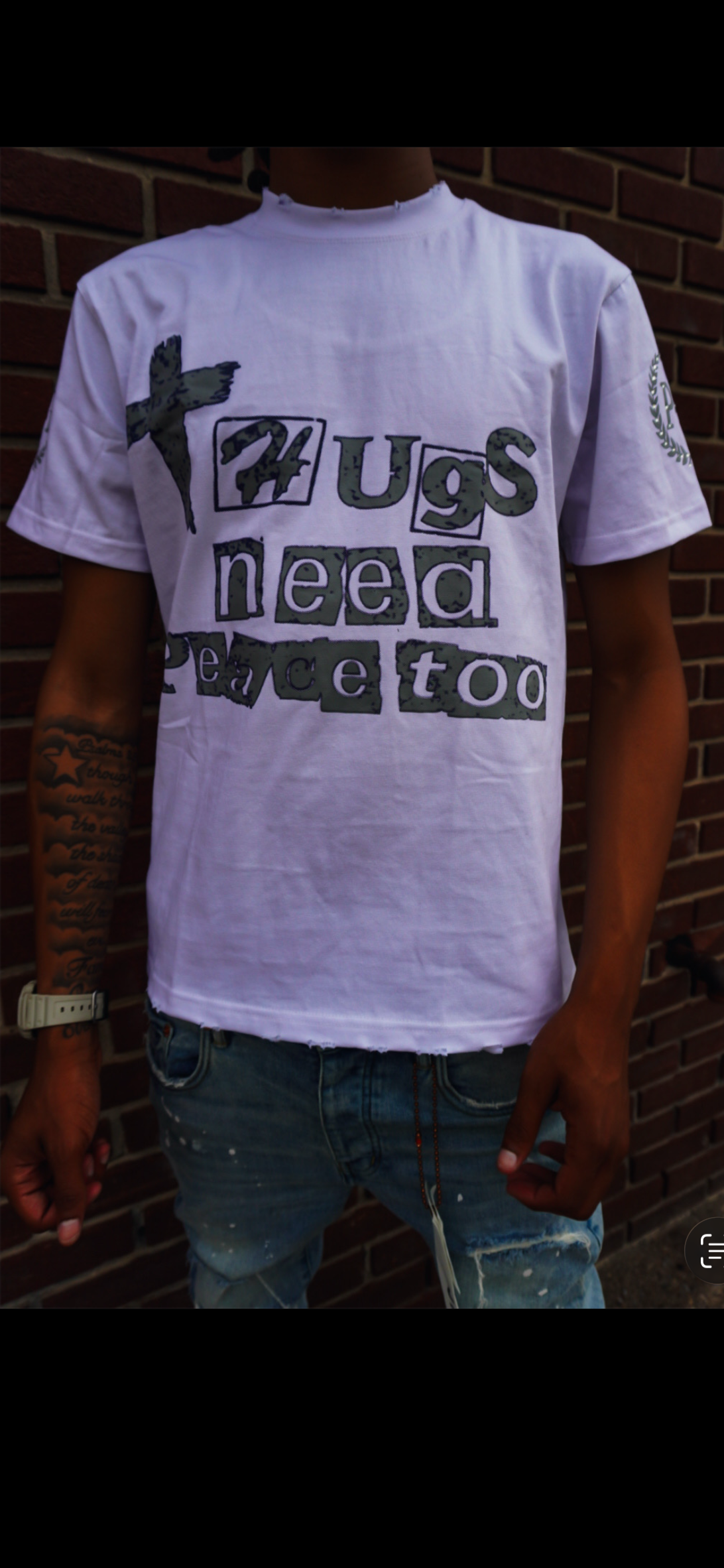 “THUGS NEED PEACE” Tee